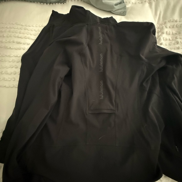 Black Zip-Up Hoodie Lululemon - Picture 2 of 3
